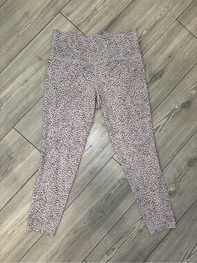 Athleta Grey Leopard-Print High-Rise Leggings size Medium